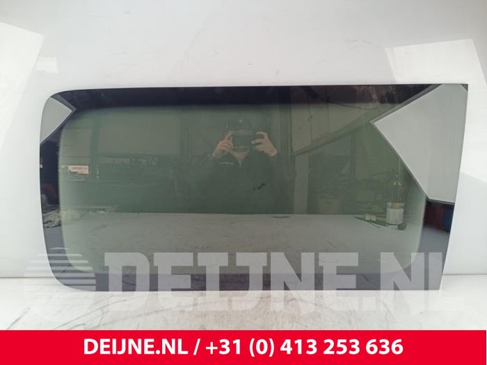 Volkswagen Caddy Extra window 4-door, right O198973