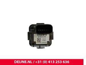 Volvo V60 Reversing camera O198996 photo 2