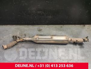 Gebruikte Roetfilter Peugeot Expert (V1/VA/VB/VE/VF/VT/VY) 2.0 Blue HDi 120 16V Prijs € 605,00 Inclusief btw aangeboden door van Deijne Onderdelen Uden B.V.