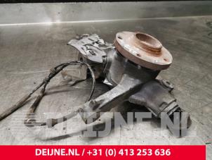 Toyota Pro-Ace Fusee rechts-voor O199271 foto 3