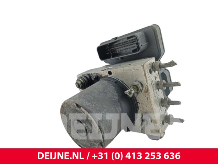 Gebruikte ABS Pomp Volkswagen Crafter 2.0 TDI 16V Prijs € 181,50 Inclusief btw aangeboden door van Deijne Onderdelen Uden B.V.