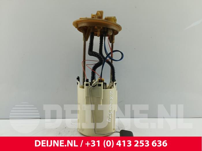 Gebruikte Tank element Pomp Volkswagen Crafter 2.0 TDI 16V Prijs € 36,30 Inclusief btw aangeboden door van Deijne Onderdelen Uden B.V.