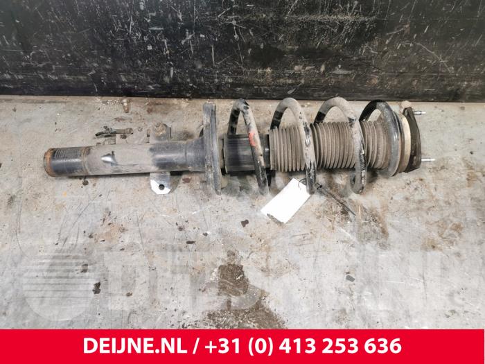 Ford Transit Custom Stoßdämpferstrebe links vorne O199565