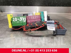 Mercedes Vito Zekeringkast O199704 foto 2