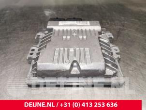 Volvo V60 Engine management computer O199710 photo 2