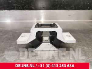 Opel Movano Engine mount O9990002026 photo 3