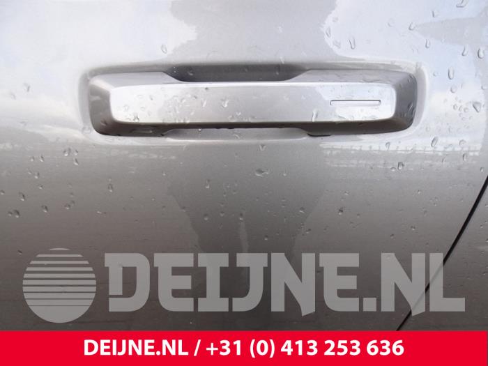 Polestar 2 Türgriff 4-türig links vorne O199794