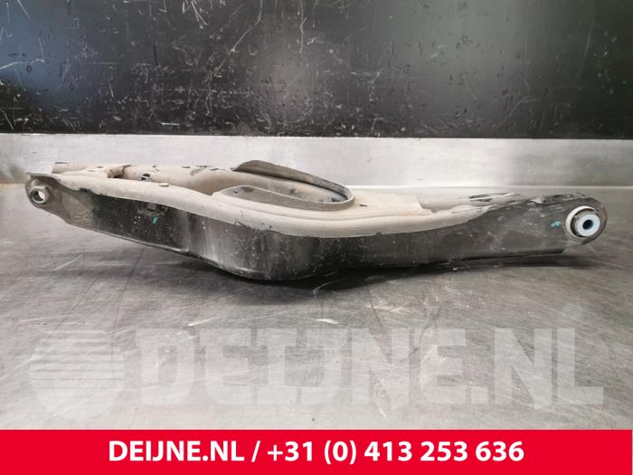 Polestar 2 Federteller rechts hinten O199810