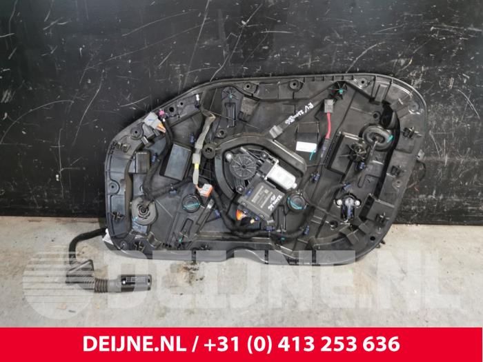 Polestar 2 Fenstermechanik 4-türig rechts vorne O199828