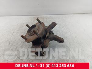 Nissan NV200 Achsschenkel links vorne O199858 foto 2