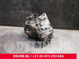 Volvo XC60 Gearbox O200065 photo 2