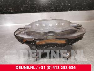 Tesla Model S Front brake calliper, right O200324 photo 2