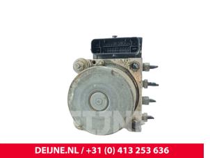 Citroen Berlingo ABS Pomp O200338 foto 3
