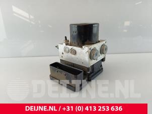 Gebruikte ABS Pomp Volvo V60 I (FW/GW) 2.4 D6 20V Plug-in Hybrid AWD Prijs € 125,00 Margeregeling aangeboden door van Deijne Onderdelen Uden B.V.