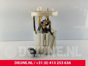 Gebruikte Tank element Pomp Volvo V60 I (FW/GW) 2.4 D6 20V Plug-in Hybrid AWD Prijs € 50,00 Margeregeling aangeboden door van Deijne Onderdelen Uden B.V.