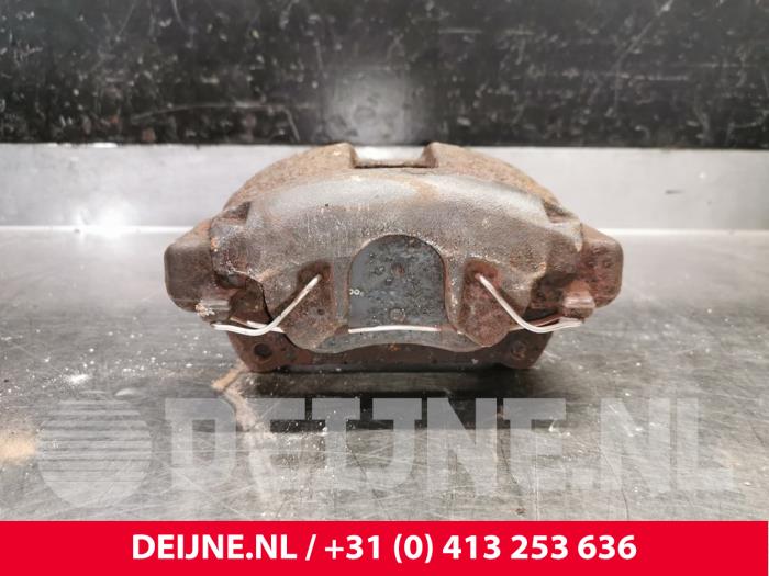 Volvo V70 Bremszange rechts vorne O200547