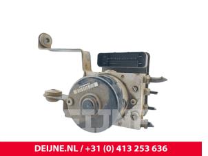 Volvo C70 ABS pump O200554 photo 2