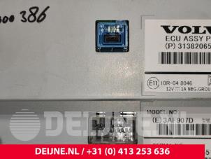 Volvo XC60 Display Multi Media regelunit O200660 foto 3