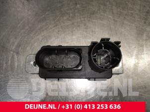 Volvo S60 Glow plug relay O200743 photo 2