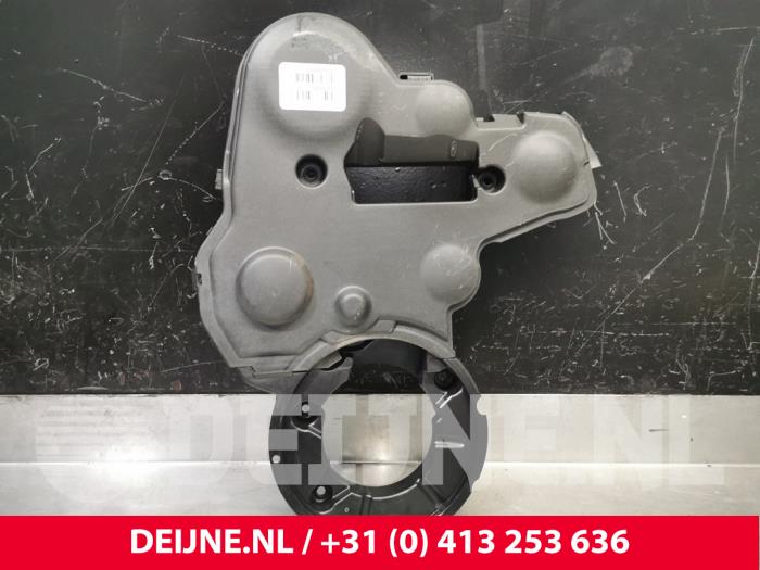 Gebruikte Distributiedeksel Volvo S60 II (FS) 2.0 D3 16V Prijs € 40,00 Margeregeling aangeboden door van Deijne Onderdelen Uden B.V.
