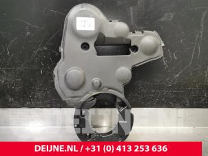 Gebruikte Distributiedeksel Volvo S60 II (FS) 2.0 D3 16V Prijs € 40,00 Margeregeling aangeboden door van Deijne Onderdelen Uden B.V.