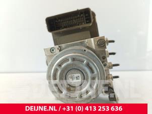Volvo V90 ABS Pumpe O200771 foto 3