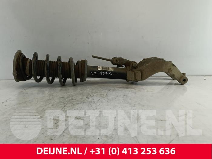 Volvo V90 Stoßdämpferstrebe rechts vorne O200821