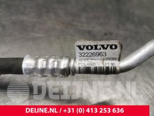 Volvo C40 Airco Leiding O200877 foto 2
