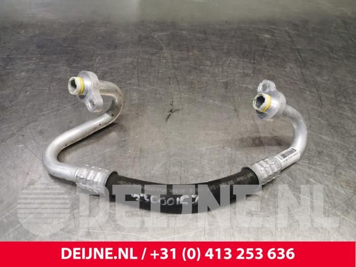 Volvo C40 Klima Leitung O200881