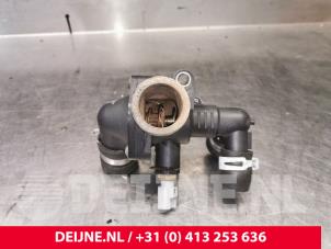 Peugeot Boxer Thermostat housing O200960 photo 3