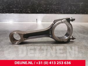 Gebruikte Drijfstang Ford Transit 2.2 TDCi 16V Euro 5 RWD Prijs € 90,75 Inclusief btw aangeboden door van Deijne Onderdelen Uden B.V.