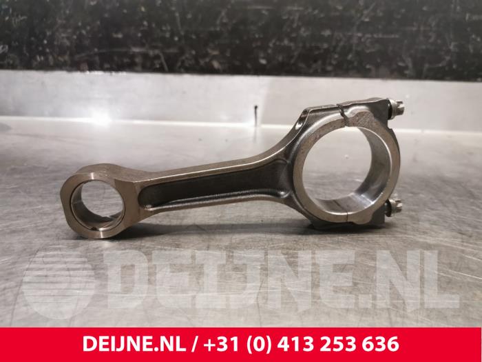 Gebruikte Drijfstang Ford Transit 2.2 TDCi 16V Euro 5 RWD Prijs € 90,75 Inclusief btw aangeboden door van Deijne Onderdelen Uden B.V.