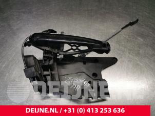 Gebruikte Deurslot Mechaniek 4Deurs rechts-achter Volvo V70 (BW) 2.0 D 16V Prijs € 75,00 Margeregeling aangeboden door van Deijne Onderdelen Uden B.V.
