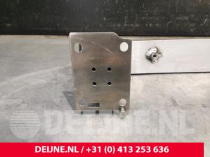 Citroen Jumpy Bumperframe voor O9990002020 foto 3