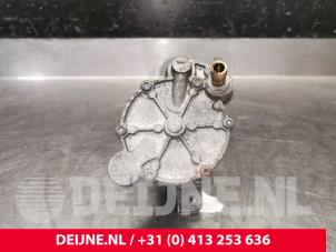 Volkswagen Crafter Vacuum pump (diesel) O201266 photo 3
