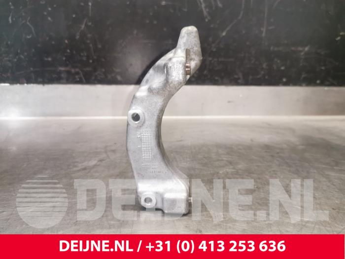 Volvo V40 Aircopomp Steun O201362