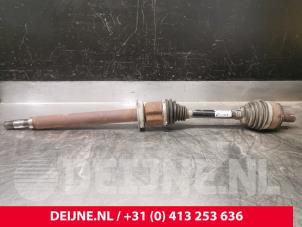 Gebruikte Steekas rechts-voor Volvo V60 II (ZW) 2.0 D4 16V Prijs € 350,00 Margeregeling aangeboden door van Deijne Onderdelen Uden B.V.