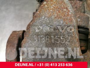 Volvo V60 Front brake calliper, right O201440 photo 3