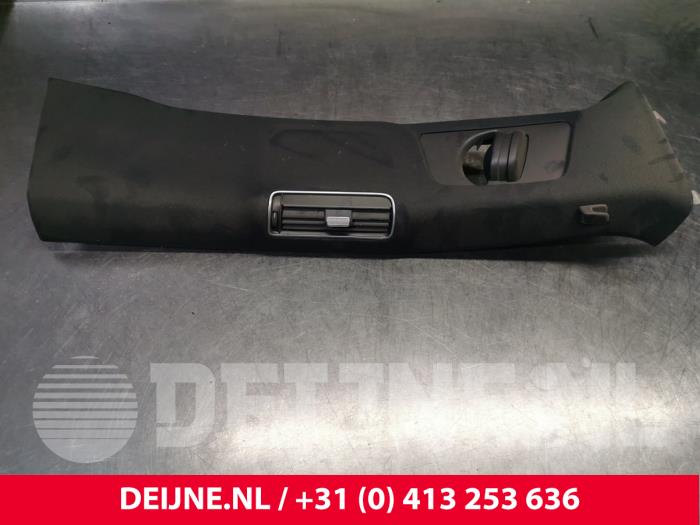 Mercedes GLE Stijlbekleding midden-rechts O201502
