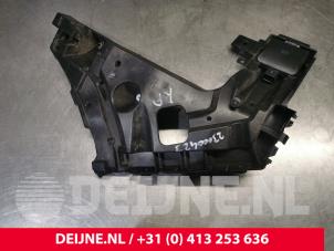 Volvo XC40 Rear bumper bracket, right O201538 photo 2