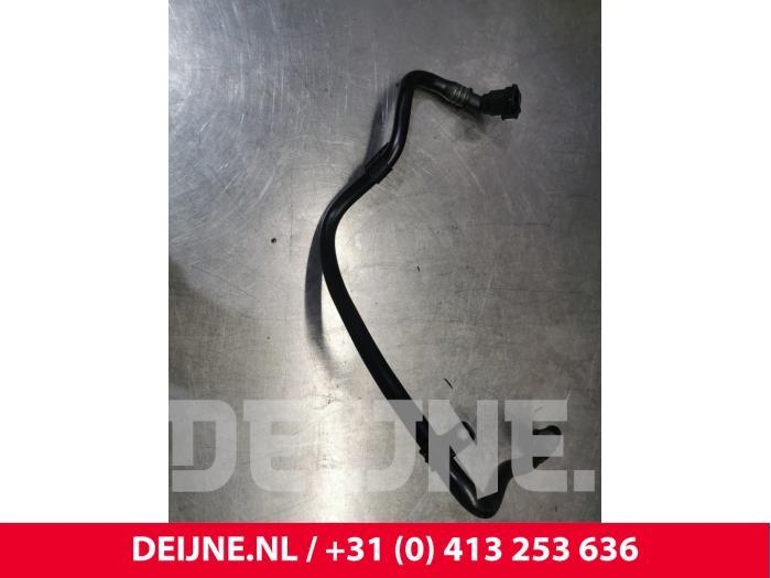 Volvo V40 Waterpijp O201542
