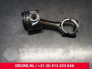 Volkswagen Transporter Piston O201576 photo 3