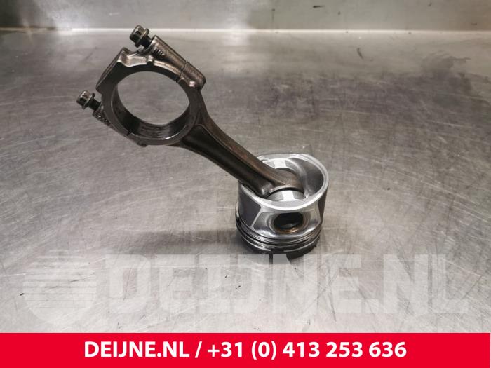 Gebruikte Zuiger Volkswagen Transporter T5 2.0 TDI DRF Prijs € 42,35 Inclusief btw aangeboden door van Deijne Onderdelen Uden B.V.