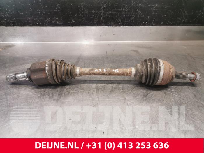 Renault Trafic Aandrijfas links-voor O201624