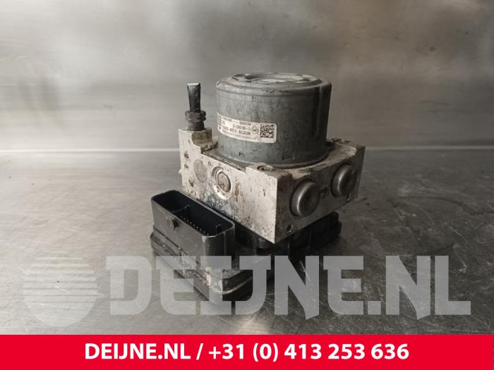 Renault Trafic ABS Pumpe O201626