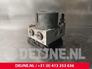 Renault Trafic ABS Pumpe O201626 foto 3