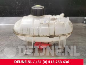 Renault Trafic Expansion vessel O201641 photo 2