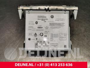 Volkswagen Crafter Radio O201805 foto 2