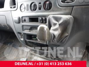 Gebruikte Versnellingspook Mercedes Sprinter 3t (903) 311 CDI 16V Prijs € 121,00 Inclusief btw aangeboden door van Deijne Onderdelen Uden B.V.