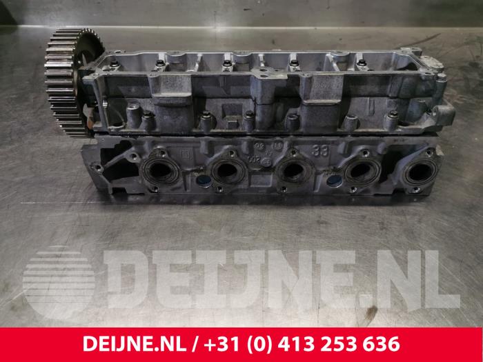 Gebruikte Cilinderkop Volvo V70 (BW) 1.6 DRIVe,D2 Prijs € 450,00 Margeregeling aangeboden door van Deijne Onderdelen Uden B.V.